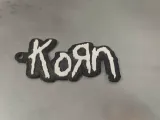 llavero korn logo-3