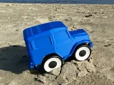 Small Adventures - Landcruiser-3