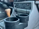 Подстаканник на BMW E34-2