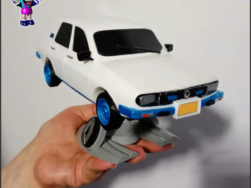 Renault 12 со стеклами — включает подставку-пьедестал