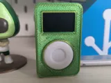 Mini iPod Display-0