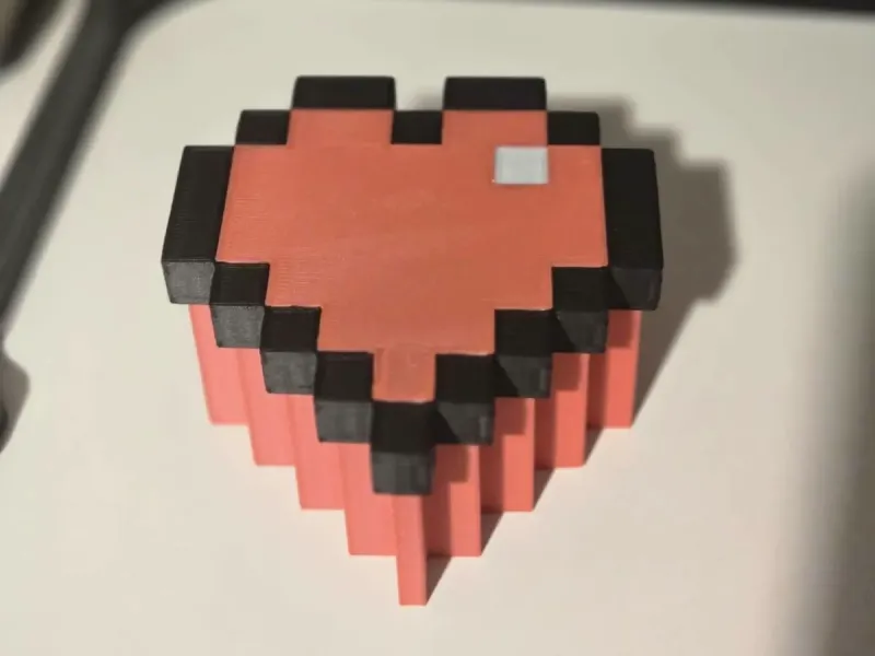 Piccola Scatola a Cuore Pixel