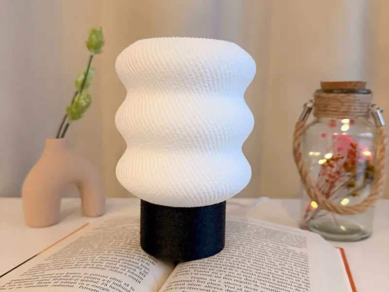 Table lamp