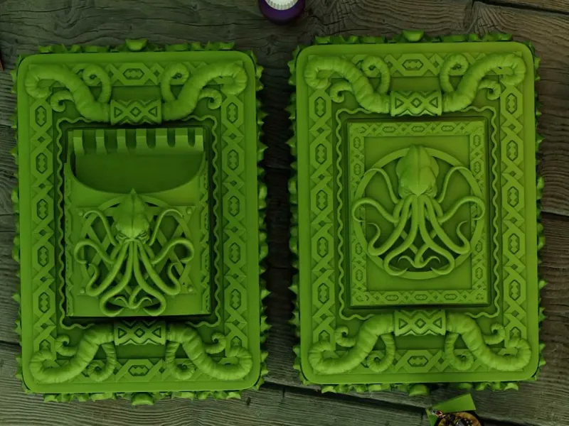 Chtulu Painting Box