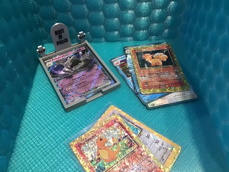 Card Graveyard - TCG/Cardspellen