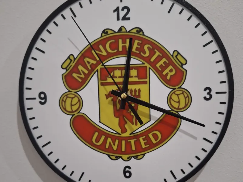 Manchester United wall clock