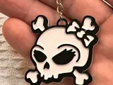 Keychain Hello Kitty Skull-0