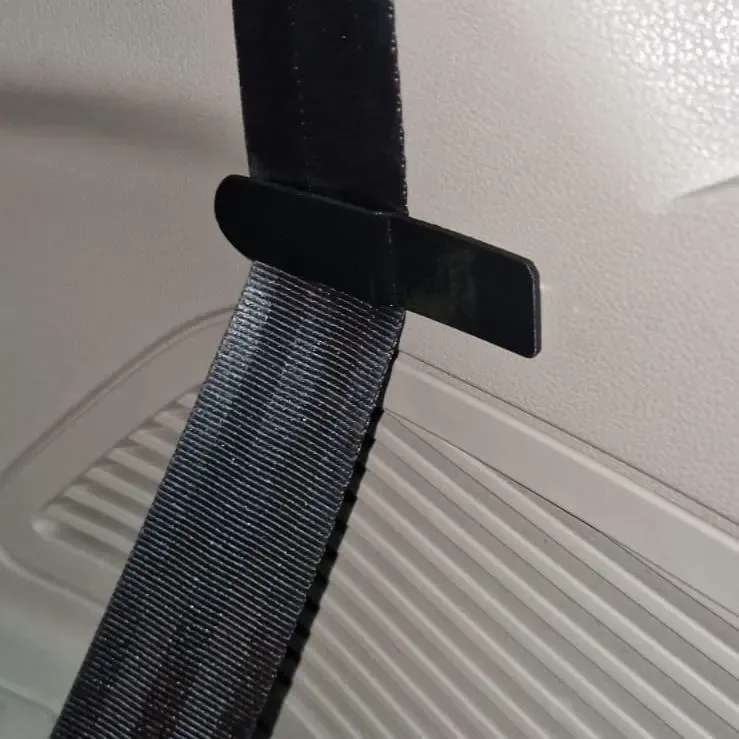 Grand CMAX belt retainer