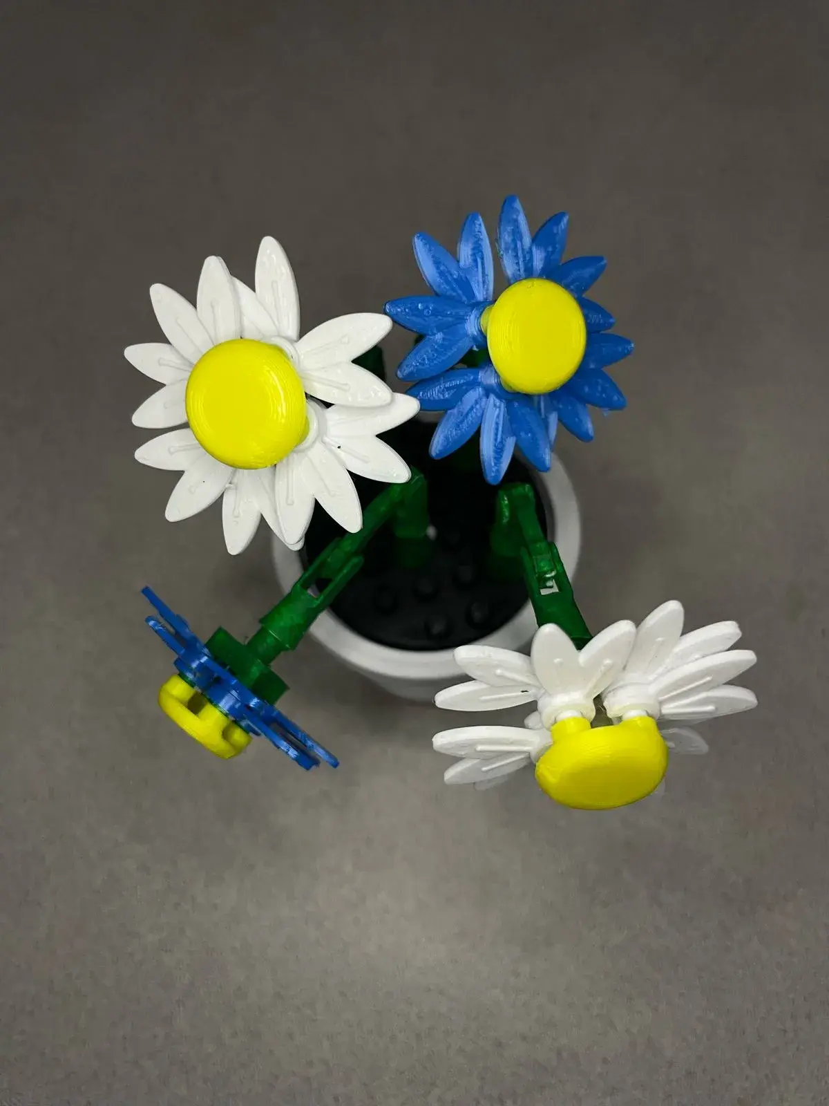 Build a Daisy Flower - LEGO Inspired