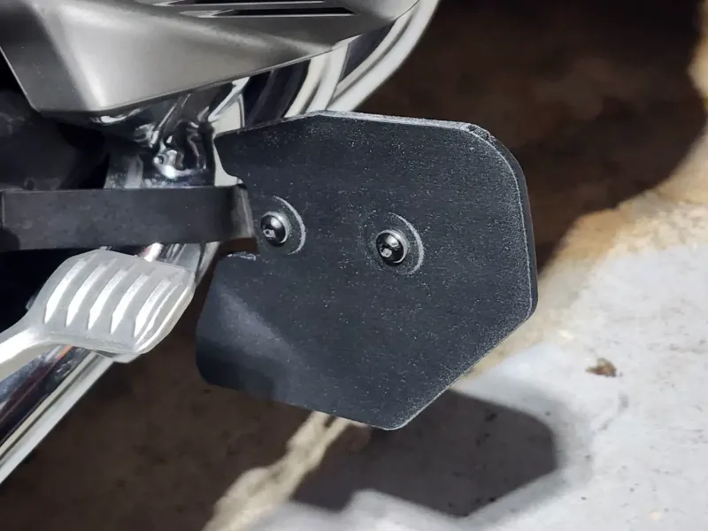 Foot wind deflectors for 2018 or newer Honda Goldwing