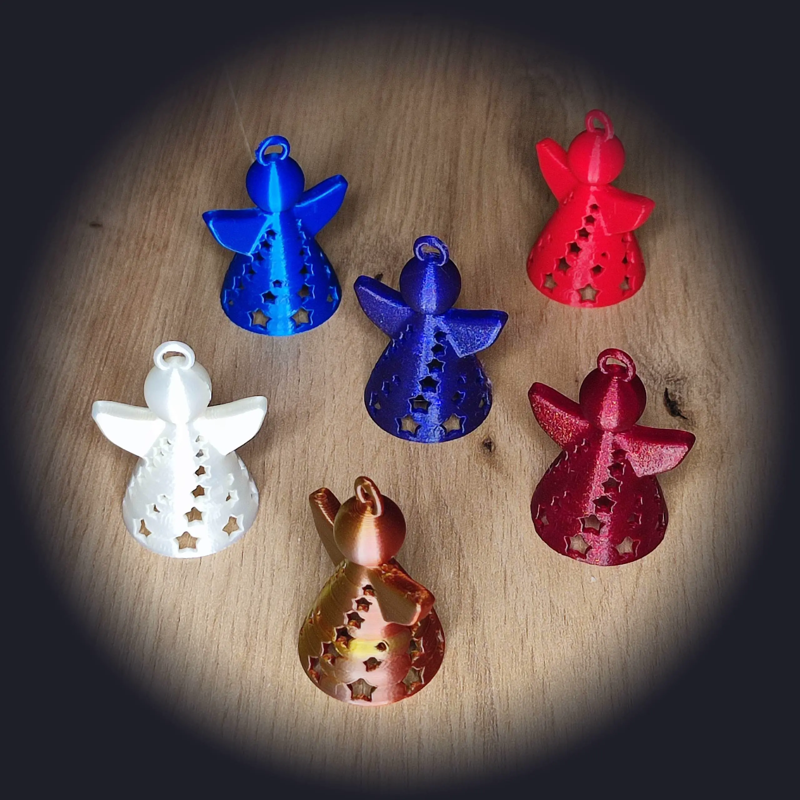 Angel – Festive Tree Ornament with Elegant Simplicity