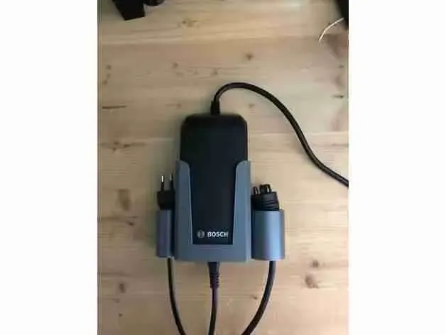 BOSCH E-BIKE STANDART CHARGER HOLDER