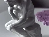 Scultura dell'uomo pensante-1