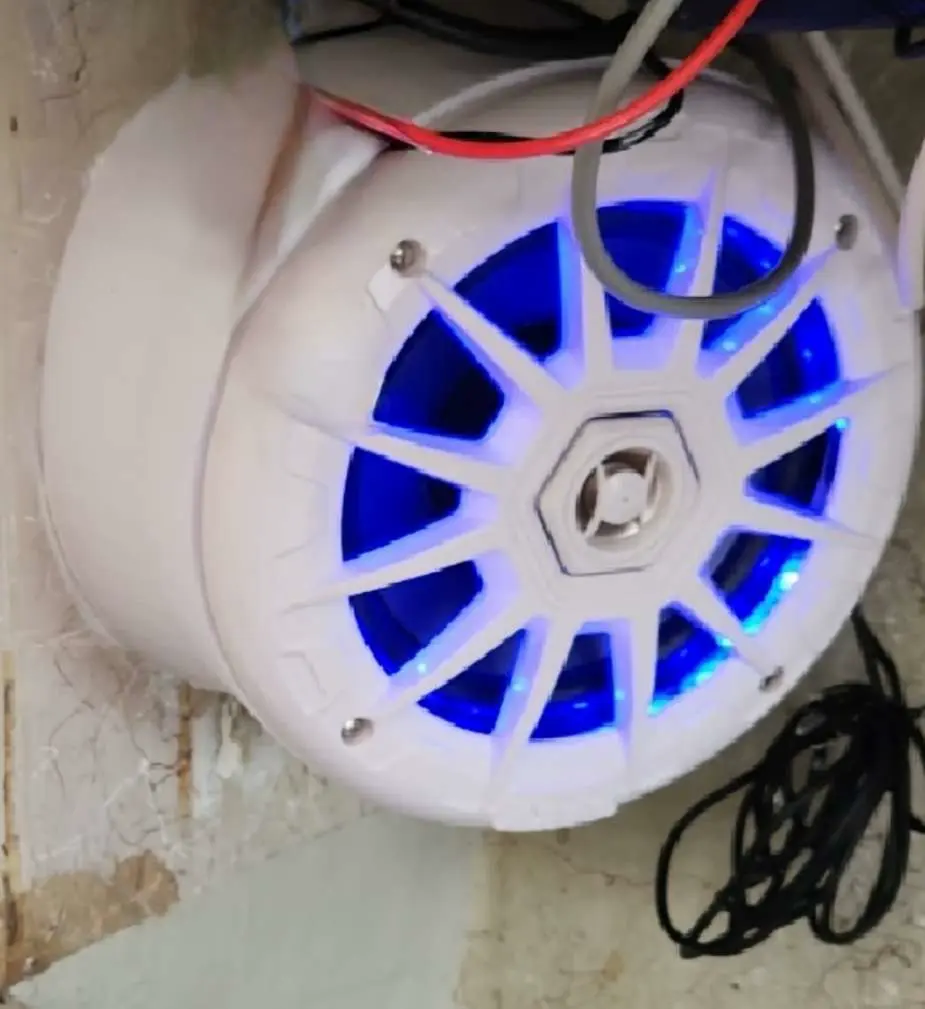 Speaker pod for 6.5 inch speaker