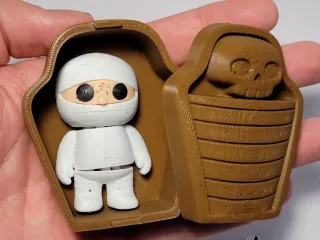 FLEXI CUTE MUMMY WITH COFFIN/SARCOPHAGUS PRINT IN PLACE