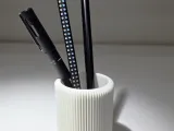 Small pencil holder-1