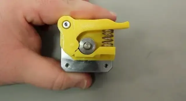 Bloco de Acionamento com Mola para Replicator 2