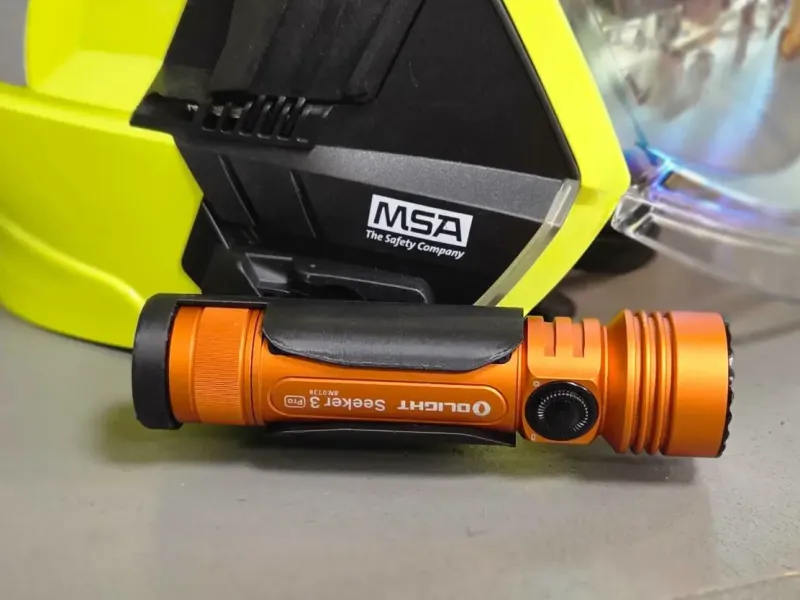 SUPPORT OLIGHT SEEKER 3 PRO POUR CASQUE MSA F1XF