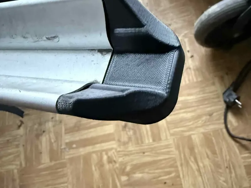 Blanking plug for bike holder behind the car
