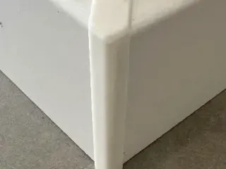 Corner protector for skirting boards 81mm high