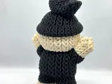 Knitted Scarecrow-3