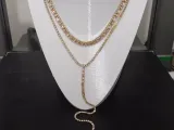 EXPOSITOR DE COLLARES-2