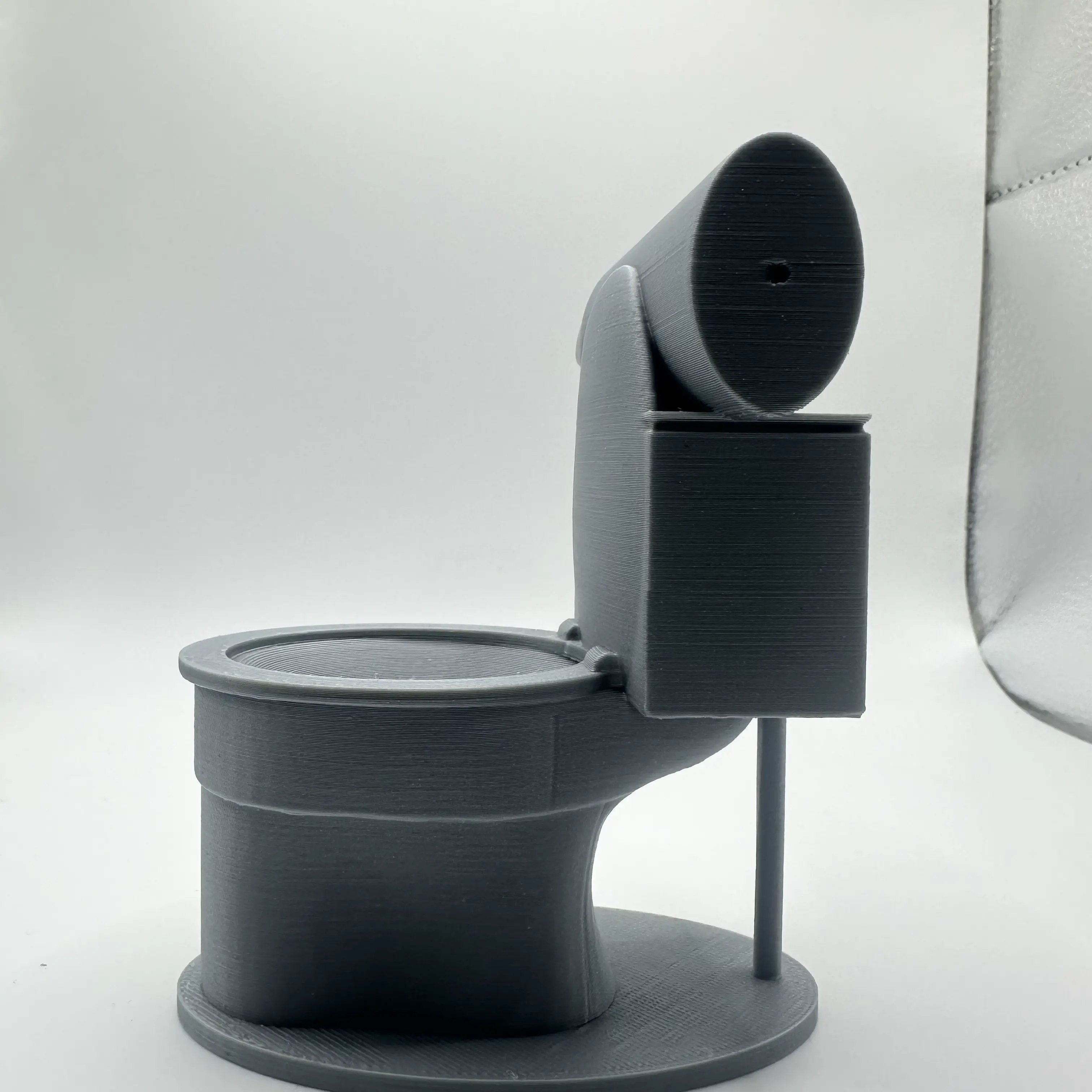 The Shitter Ashtray