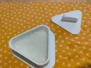 Onigiri maker