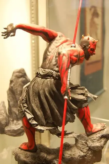 Star Wars Darth Maul statue