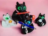 TOOTHLESS PEN HOLDER ( SUPPORT FREE )-1