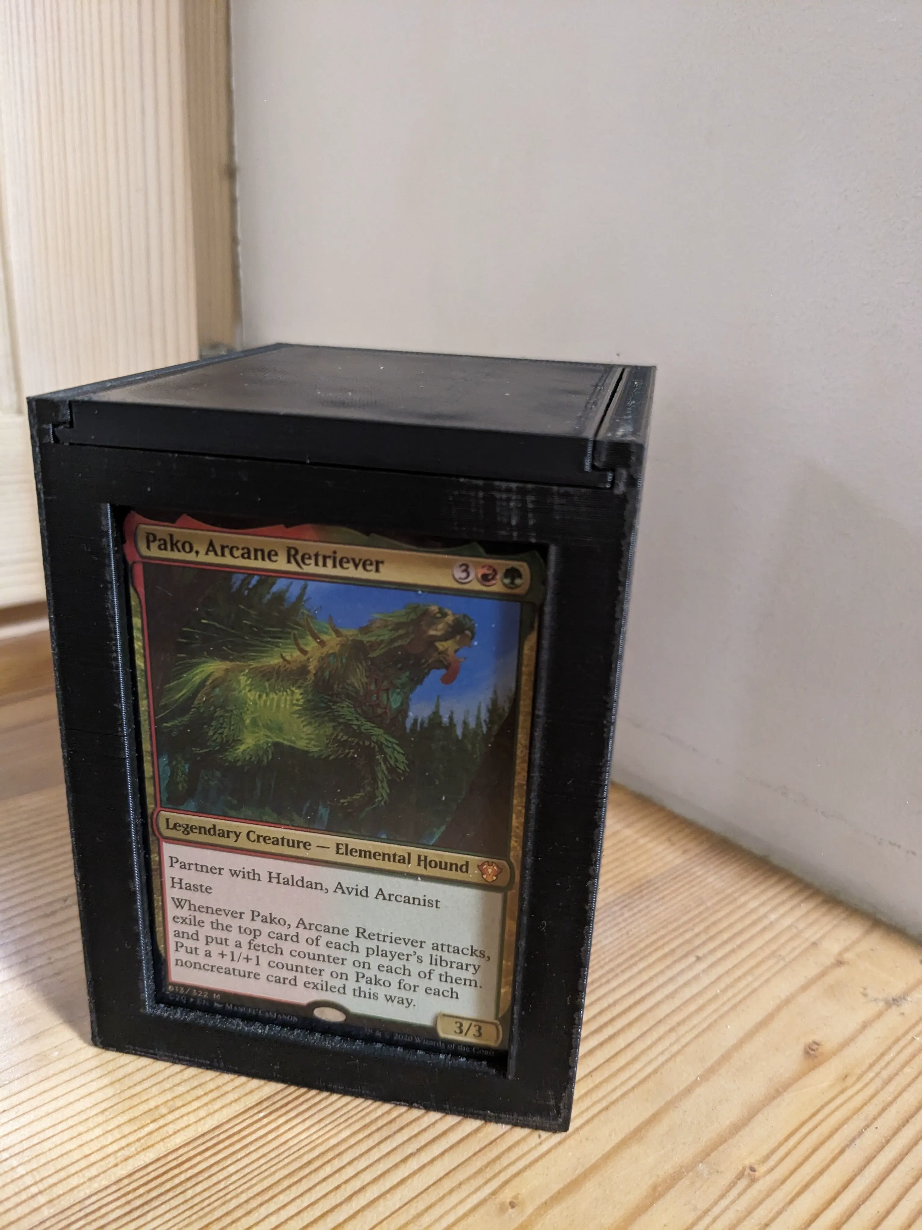 Mtg Commander Deck Box for sleeved cards