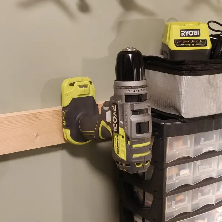 Support Mural - Ryobi One+