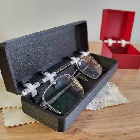 GLASSES HOLDER (GÖZLÜKLÜK)