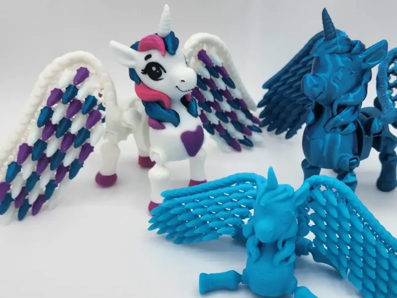 Süßes Flexi-Einhorn-Baby