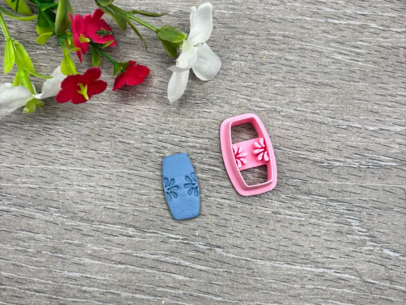 SPLASH CURVED RECTANGLE CLAY CUTTER