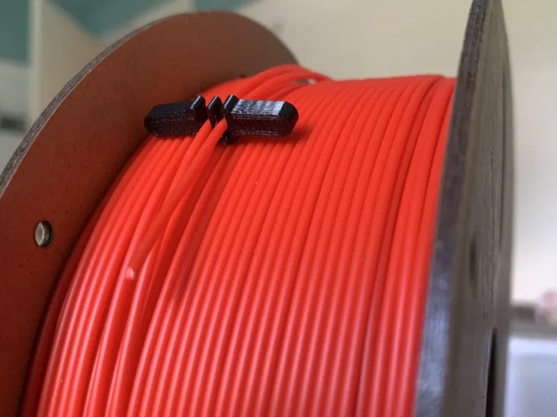 1.clip per filamenti da 75 mm