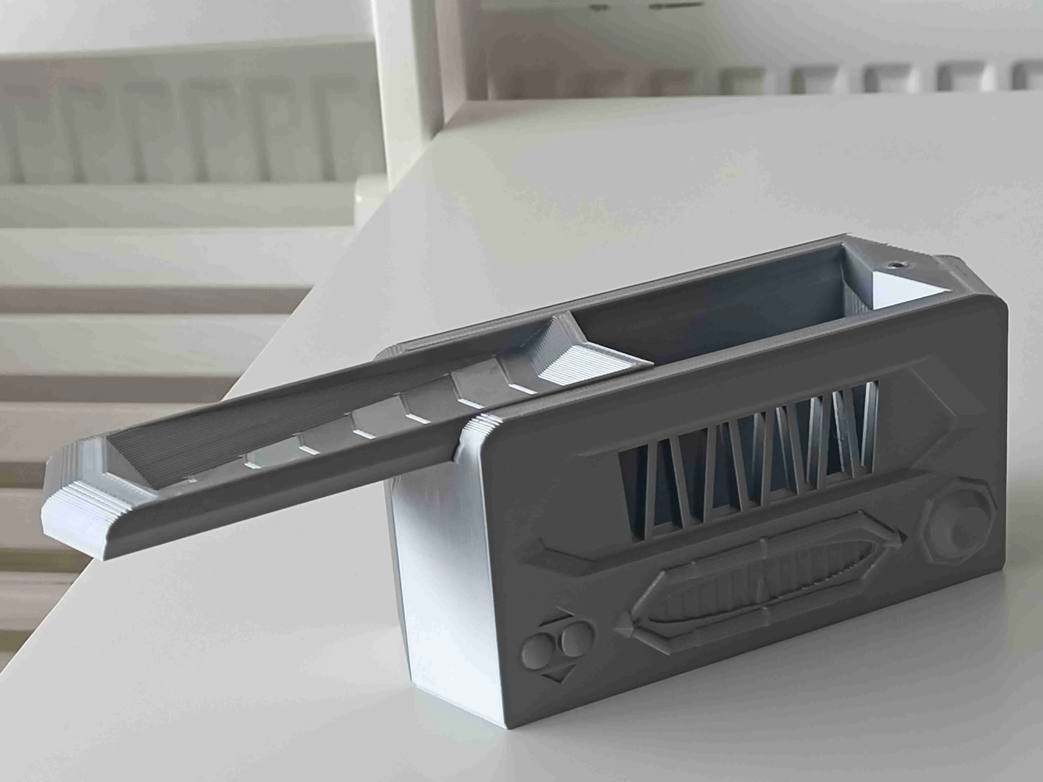 Radio Incense Holder (EASY PRINT NO SUPPORT)