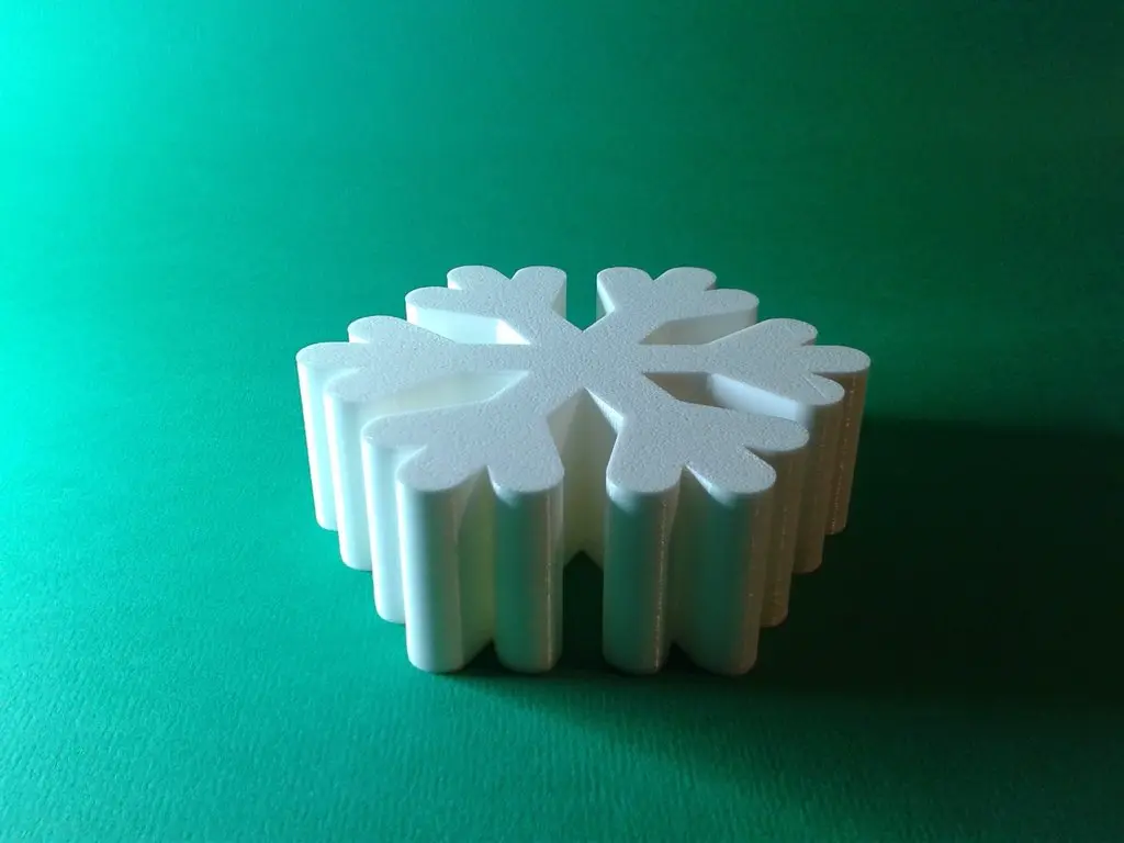 Snowflake nestable box (v1)