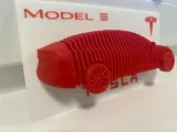 Tesla Model 3 レイヤードモデル-4