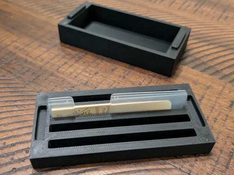 Clarinet Magnetic Reed Storage Box