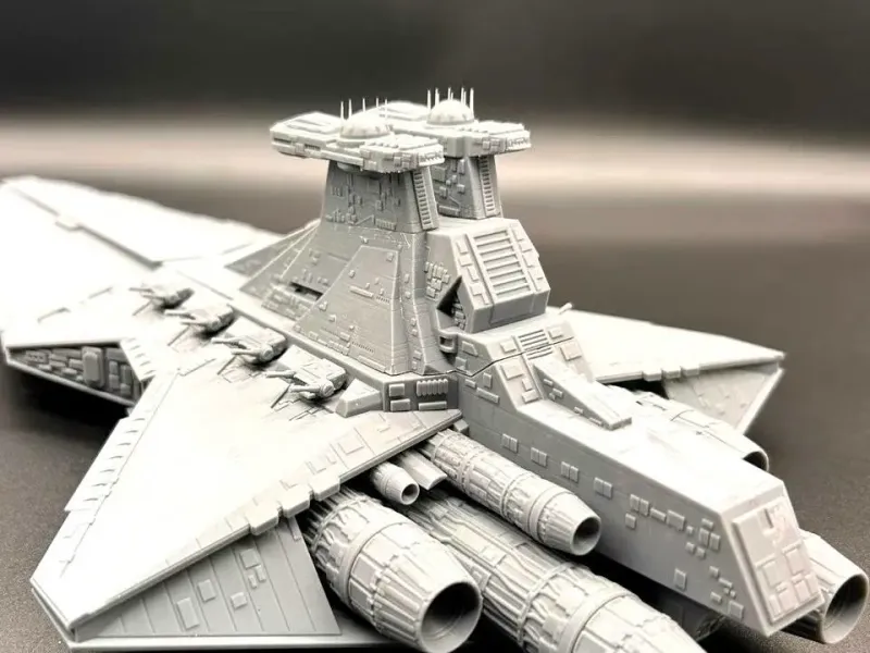 Le classique de la science-fiction Star Wars : Destroyer Stellaire de classe Venator, Destroyer Stellaire de classe Chasseur