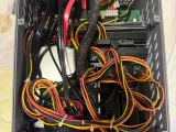NAS Enclosure (7-Bay, ATX Power Supply, 1x 2.5", 6x 3.5")-6