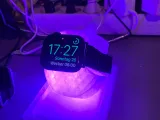 Applewatch Ladestation Apfel auf Brett mit Beleuchtung-1
