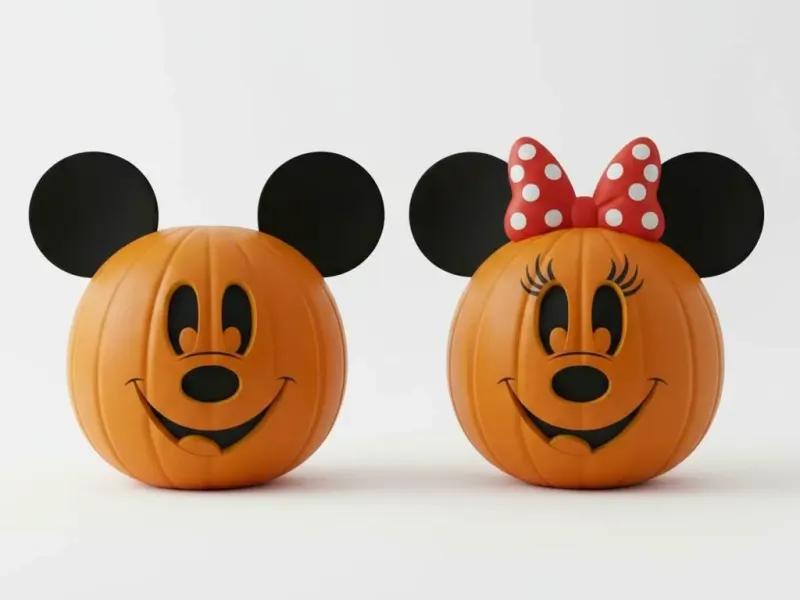   Mickey and Minnie in the Pumpki