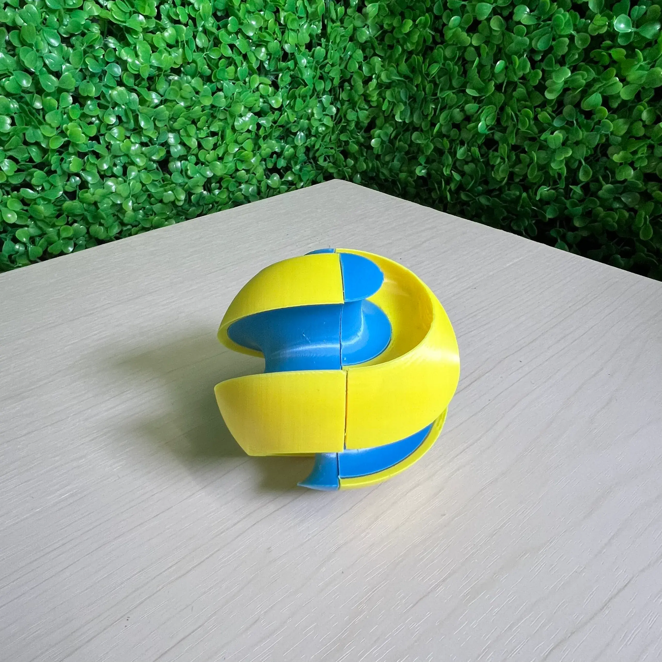 [Exclusive] Infinity Ball Fidget Toy
