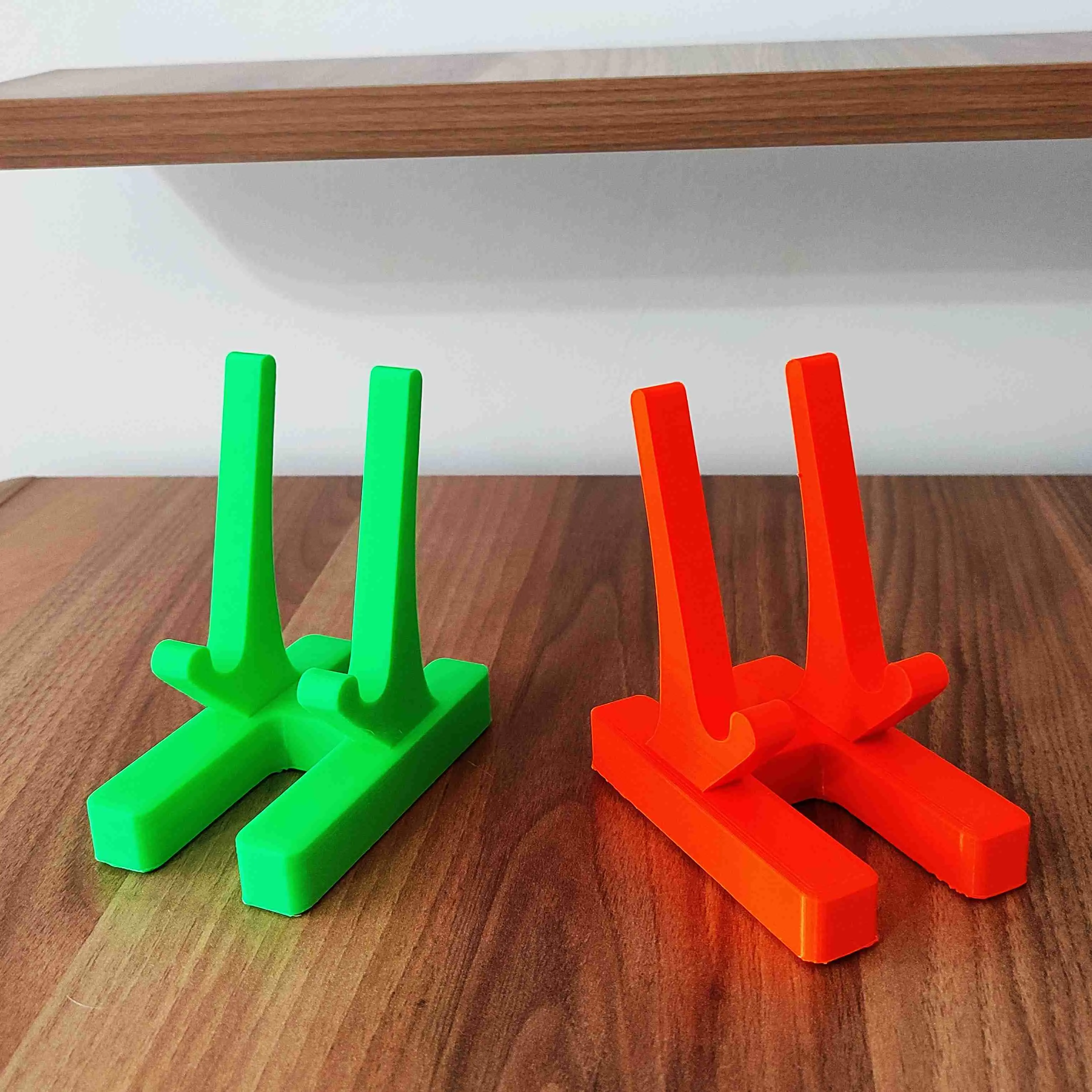 PHONE AND TABLET HOLDER