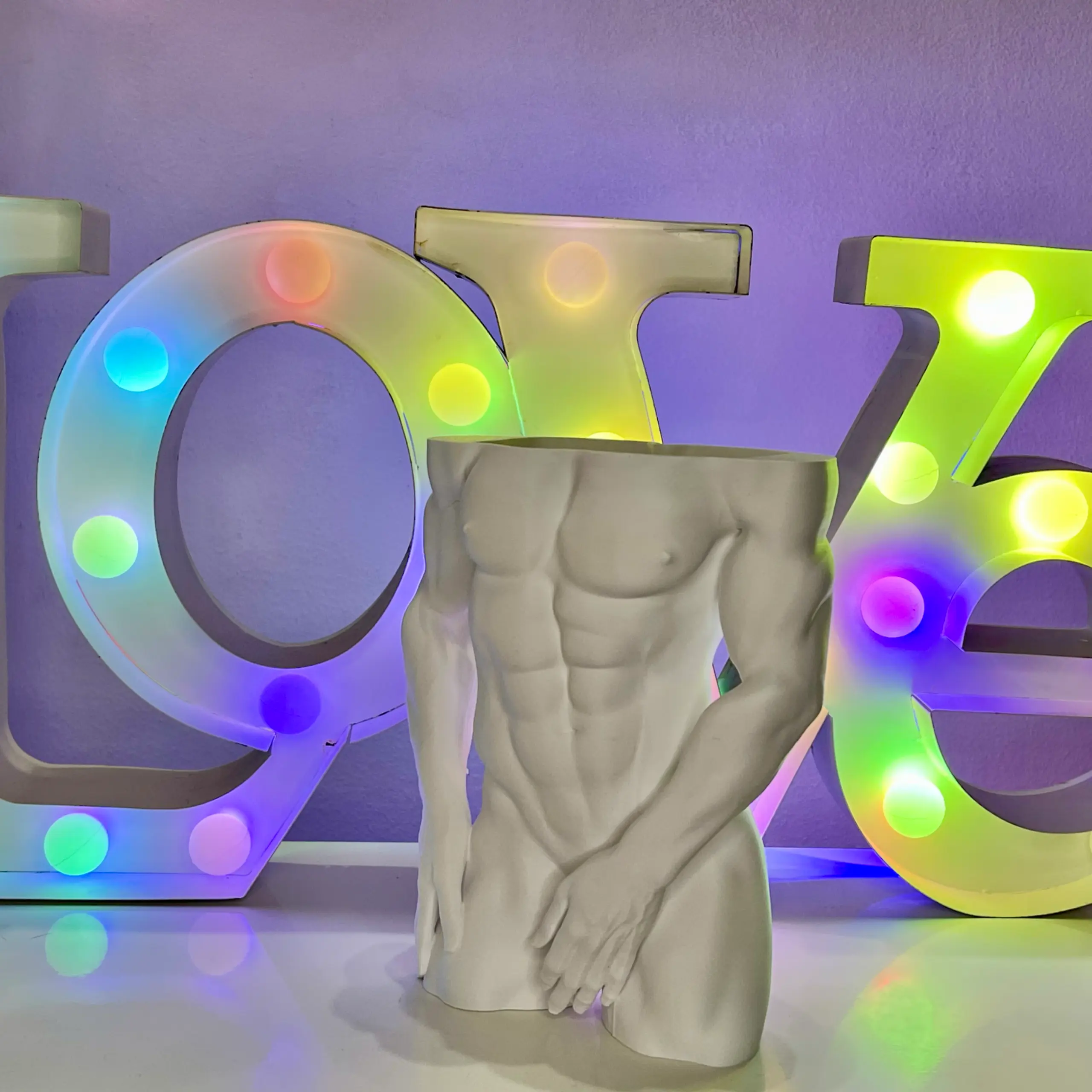 MALE TORSO PLANTER-No supports-No rafts