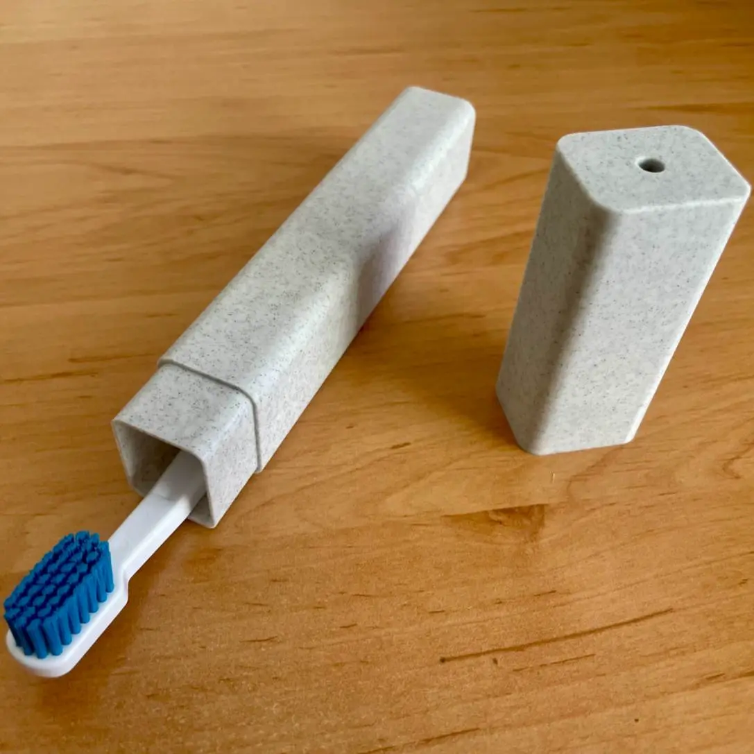 Simple Travel Toothbrush Case