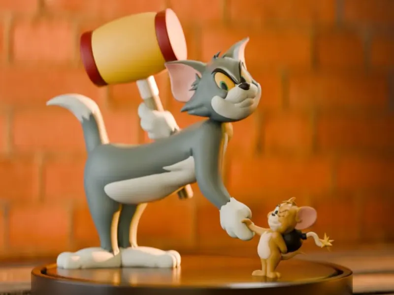 Tom and Jerry Figurine – Iconic Cartoon Duo