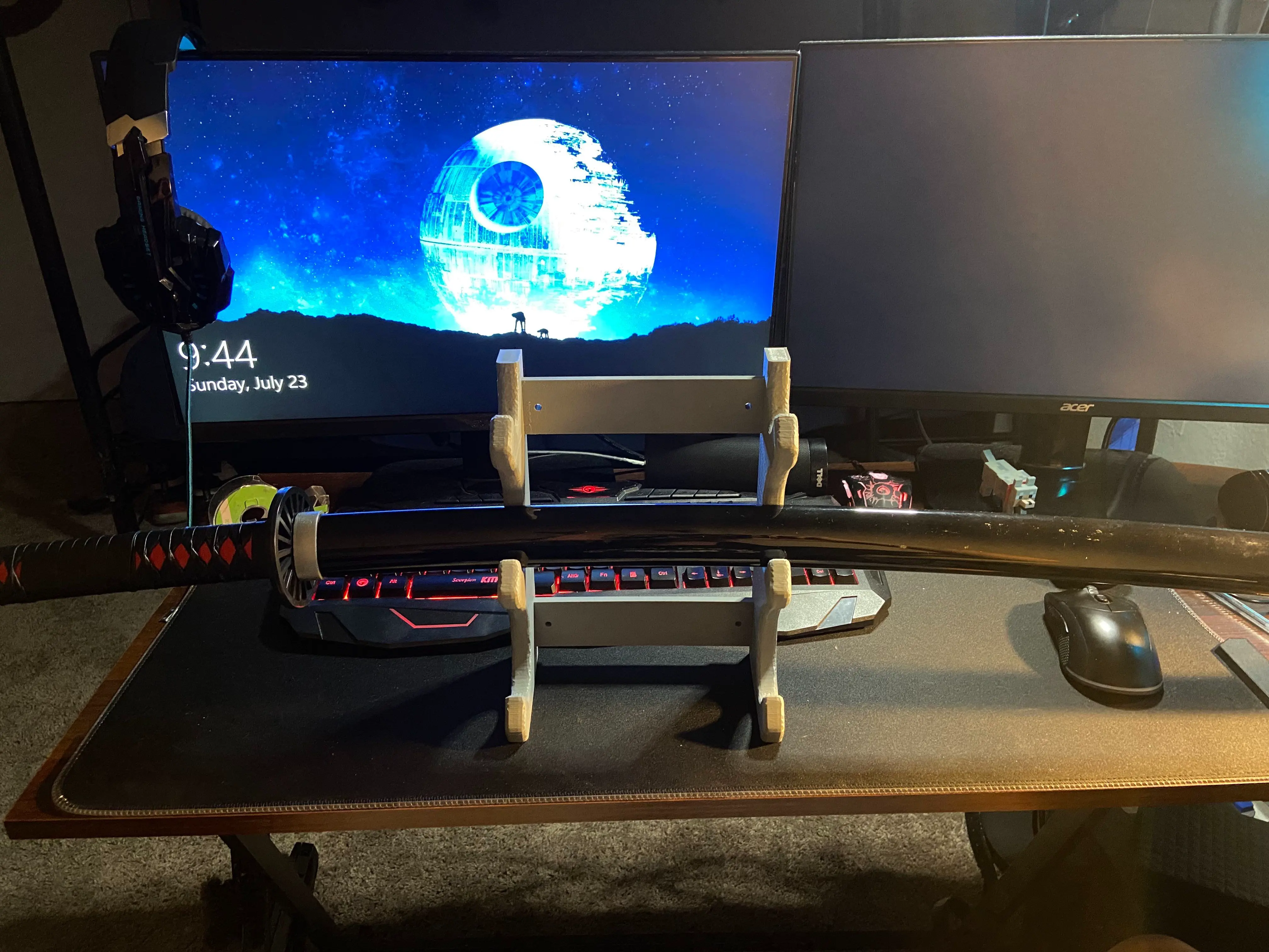 suporte de parede para katana tripla